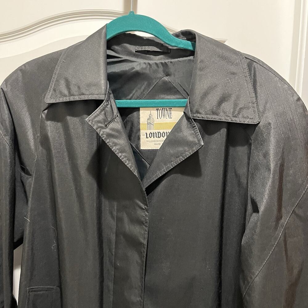 Vintage London Fog | Women's Black Long Trench Coat Size 10P High Quality